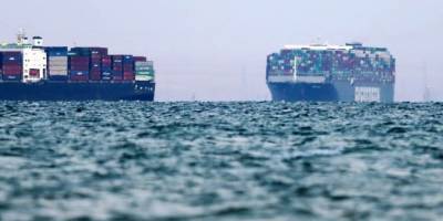 Süveyş Kanalı deniz trafiğine tamamen açıldı