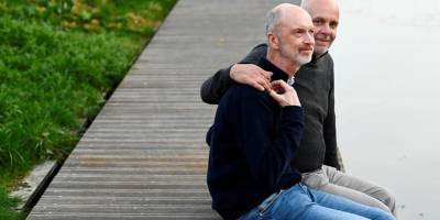 Dünyanın ‘resmen evli’ ilk eşcinsel çifti: Onur duyuyoruz