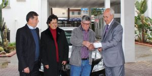 CTP Piyangosunun talihlisi Mercedes’ini teslim aldı