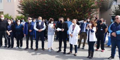 Mağusa Devlet Hastanesi'ndeki grev Laboratuvar bölümünde süresiz devam edecek