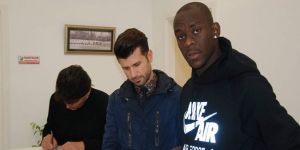 Cedric imzayı attı