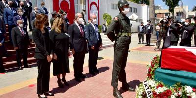 Rüstem Tatar son yolculuğuna uğurlandı