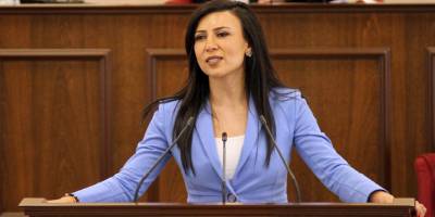 Özdenefe: “Toplumsal varoluşumuzu size bırakacak değiliz”