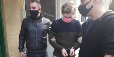 Tecavüzü kabul etti