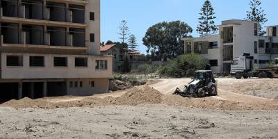 Alithia gazetesi: “Maraş’ta Yeni Yerler Açıyorlar”