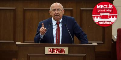 Özyiğit: Bu tiyatro sona ermeli