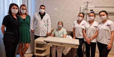 YDÜ Hastanesi’nde mide ameliyatında ince bağırsaktan yeni mide yapıldı