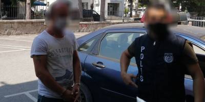 “Koridora çıkarak gelen biri olup olmadığını kontrol etti”