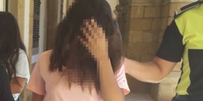 “Çıplak fotoğraflarını  yayınlamakla’  tehdit etti, tutuklandı