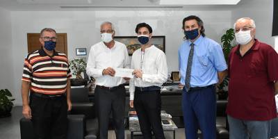 “Genç Yazarlar Teşvik Ödülü” verildi