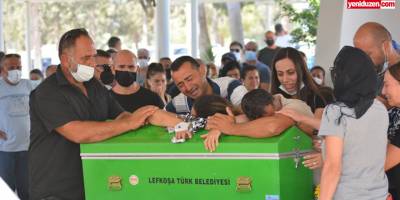 Karel, gözyaşları ve feryatlarla…