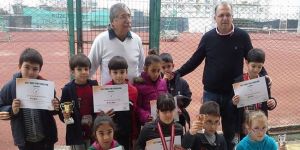 Teniste hazırlık turnuvası tamamlandı