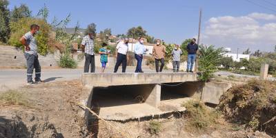 Değirmenlik Belediyesi dere yataklarını temizledi