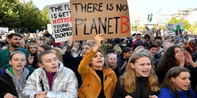 Araştırma: 10 gençten dördü çocuk yapma konusunda kararsız