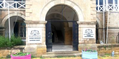 Turist vizesiyle girdi, hırsızlık yapıp ülkeden çıkmak isterken yakalandı