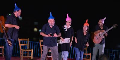 "Delirenler" Girne'de sahnelendi