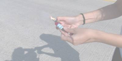 7 adet plastik torpili araçtan dışarı atıp, patlattılar