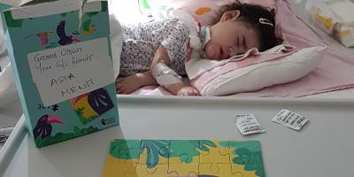 Asya’ya duygulandıran hediye