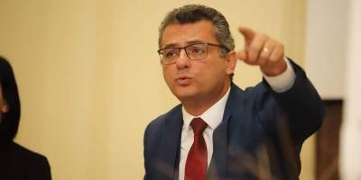 Erhürman: İlkelerimiz net, siyasi nezaketten kimse uzaklaşmamalı