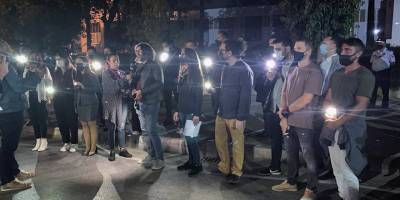 Bağımsızlık Yolu fenerlerle meclise yürüdü