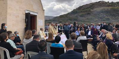 Kuzeyde yaşayan Maronitler,  St. George Kilisesi'nde ayin yaptı