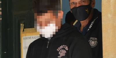 Polis hücresinden firar etti, yakalandı