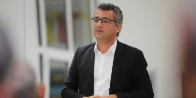 Erhürman: Biz de döviz krizi yaşadık ama halkımızı ezdirmedik