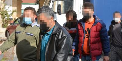 “Ülkeye yasa dışı giriş yaparken yakalandılar”