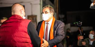 UBP Esentepe'de bölge toplantısı yaptı