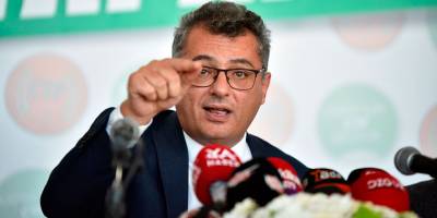 "Ülkenin külliyeye değil okula ihtiyacı var"