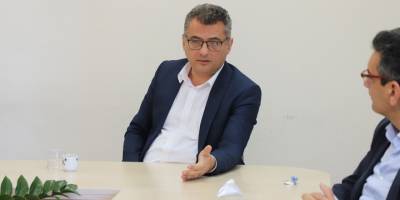 Erhürman: 3 yıl içinde kademeli olarak “tam gün eğitime” geçilecek