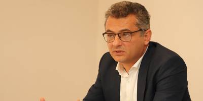 Erhürman: Memleketin yetişmiş insan potansiyeli, bu ülkeyi yönetmeye yeter