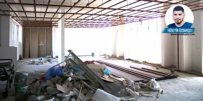 Hastane yandığıyla kaldı