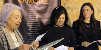 'Less is More' sergisi sanatseverlerle buluştu