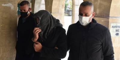 Kız arkadaşının 14 yaşındaki çocuklarına  tecavüzden tutuklandı!