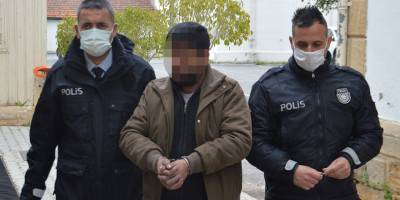 Polis: “Gönüllü ifadesinde, para alıp güneyde bir şahsa verdiğini söyledi”