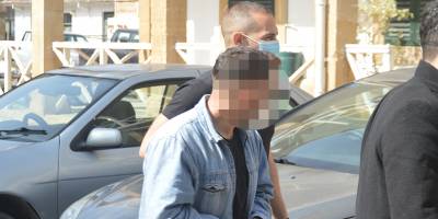 Durakta unutulan telefonu çaldı, tutuklandı