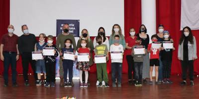 “Geleceğini Şekillendir” projesi katılımcıları sertifikalarını aldı