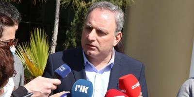 “Kıbrıs Rum tarafı federasyonda ısrarcı olmalı”