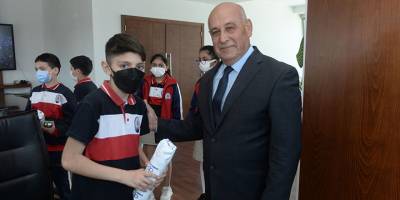 Gönyeli okullarından Benli'ye 23 Nisan ziyareti