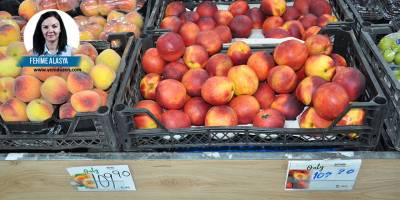 Şeftali ve nektarinin kilosu 109,90 TL