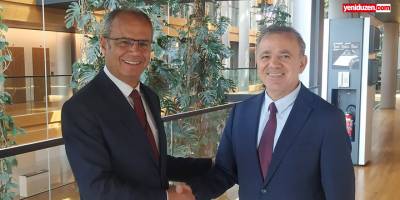 "Kıbrıs Türklerin Euro’ya geçmesine tam destek”