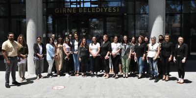 Girne Belediyesi’nin kadın çalışanlarından eylem