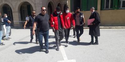 Uyuşturucu zanlıları 45 gün cezaevine gönderildi