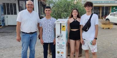 Cittaslow Mehmetçik Çocuk Belediyesi’nden sokak hayvanları için mamamatik