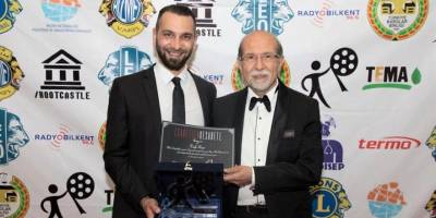 Vasfi Kuni'ye ödül