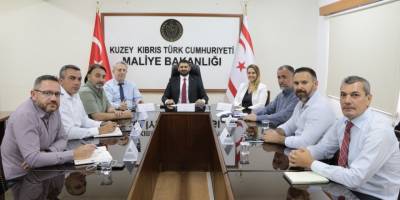 Atun, kamuda örgütlü sendikalarla bir araya geldi