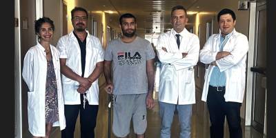 Uyanık hastaya beyin tümörü ameliyatı