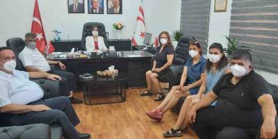 “Hastane ve yoğun bakım yatışlarında endişe verici bir artış yoktur”