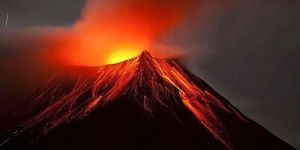 Tungurahua Yanardağı faaliyete geçti